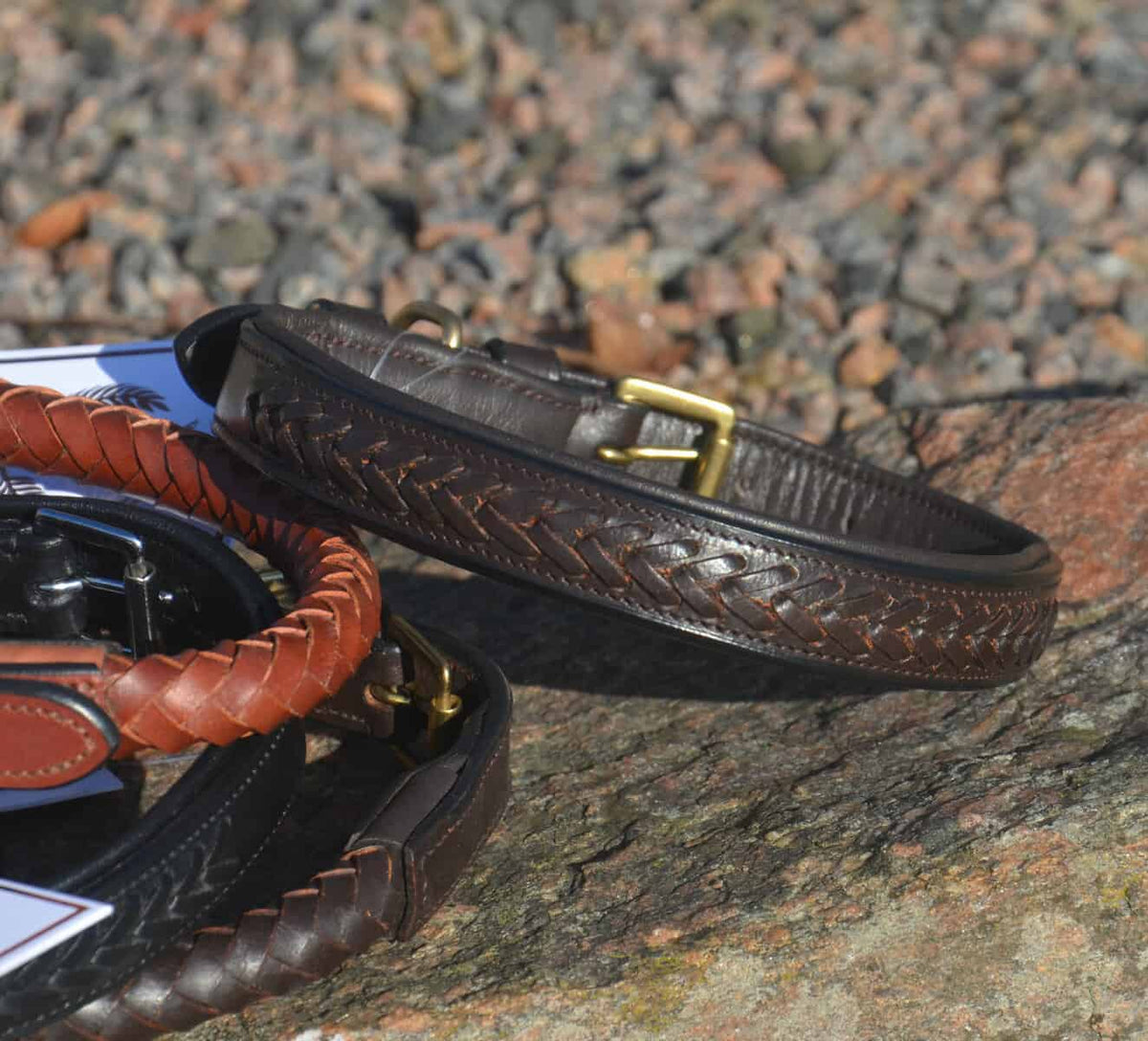 Premium dog collar in plaited natural tanned leather Eponia