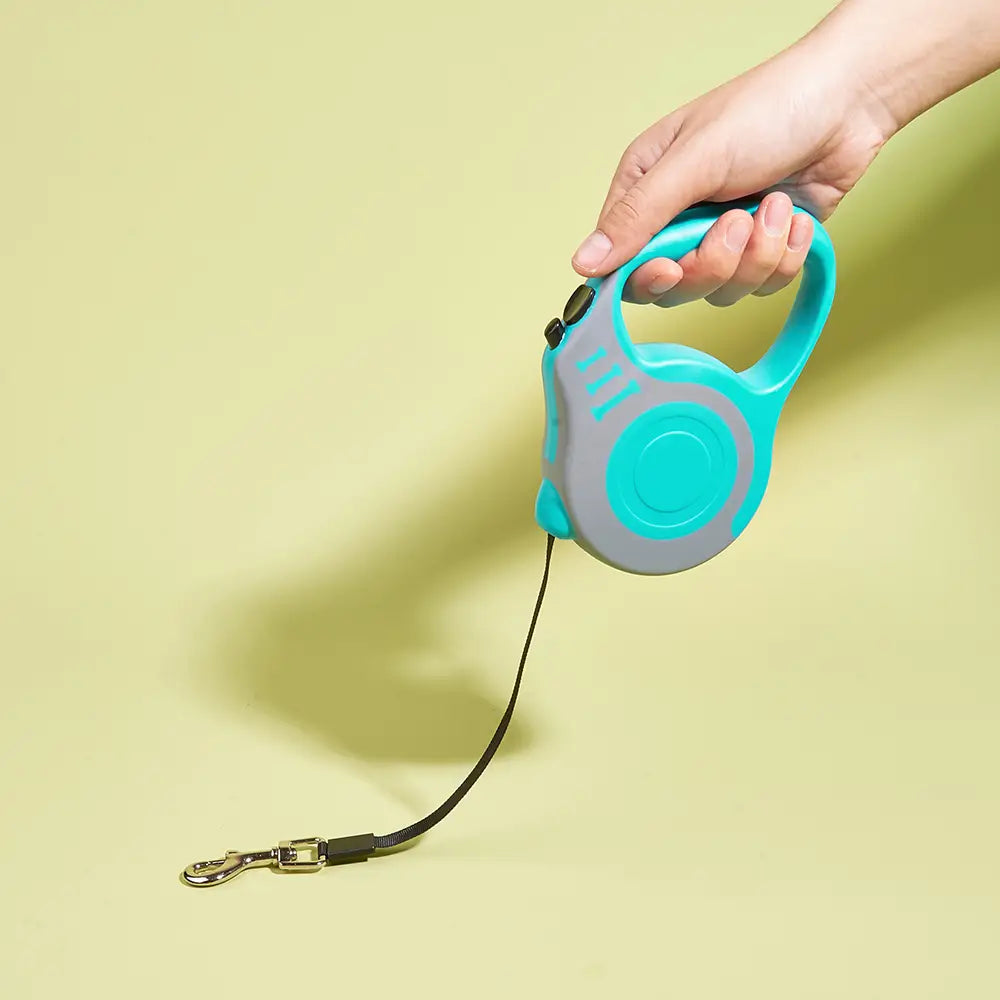 Retractable Dog Leash with Instant Safety Lock Control