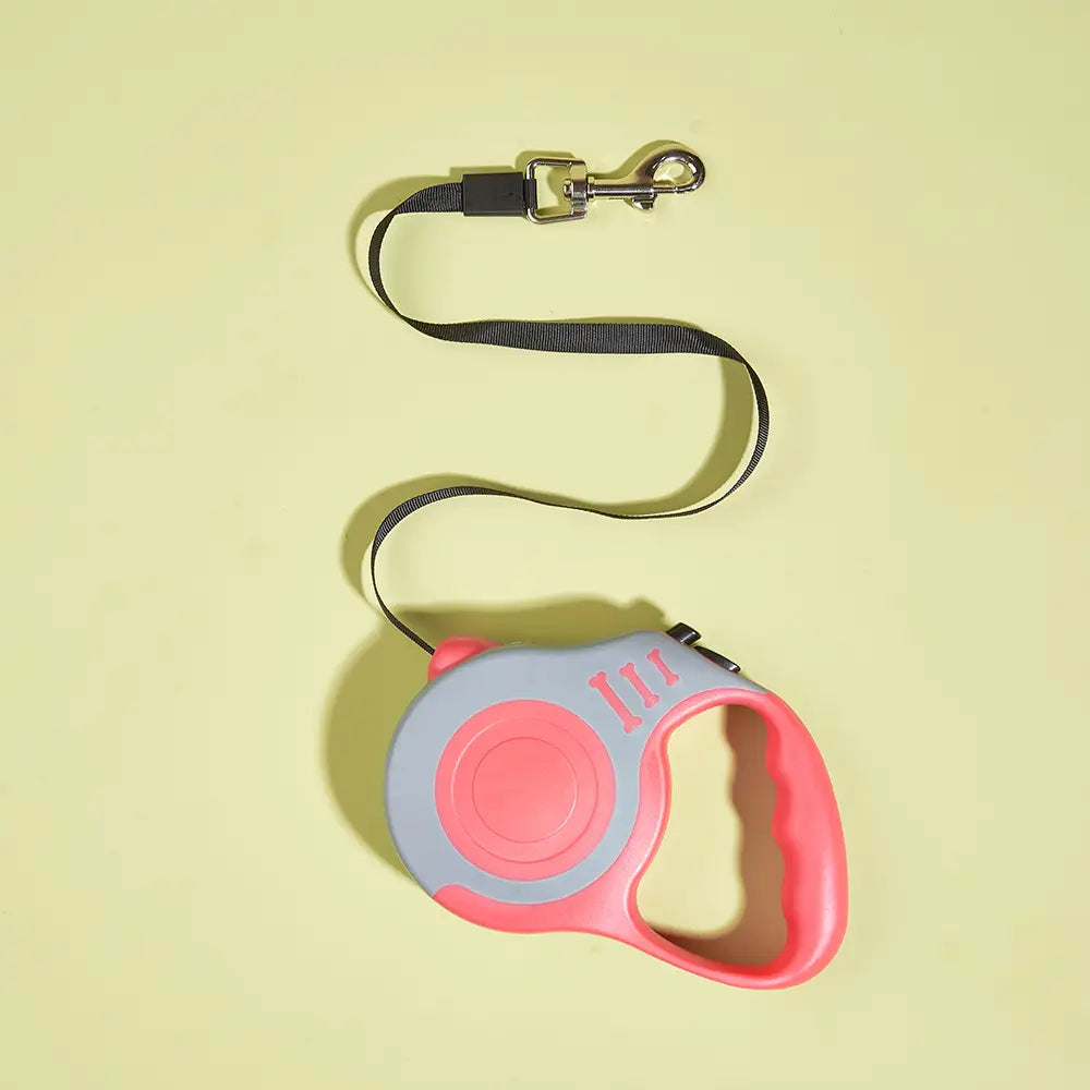 Retractable Dog Leash with Instant Safety Lock Control