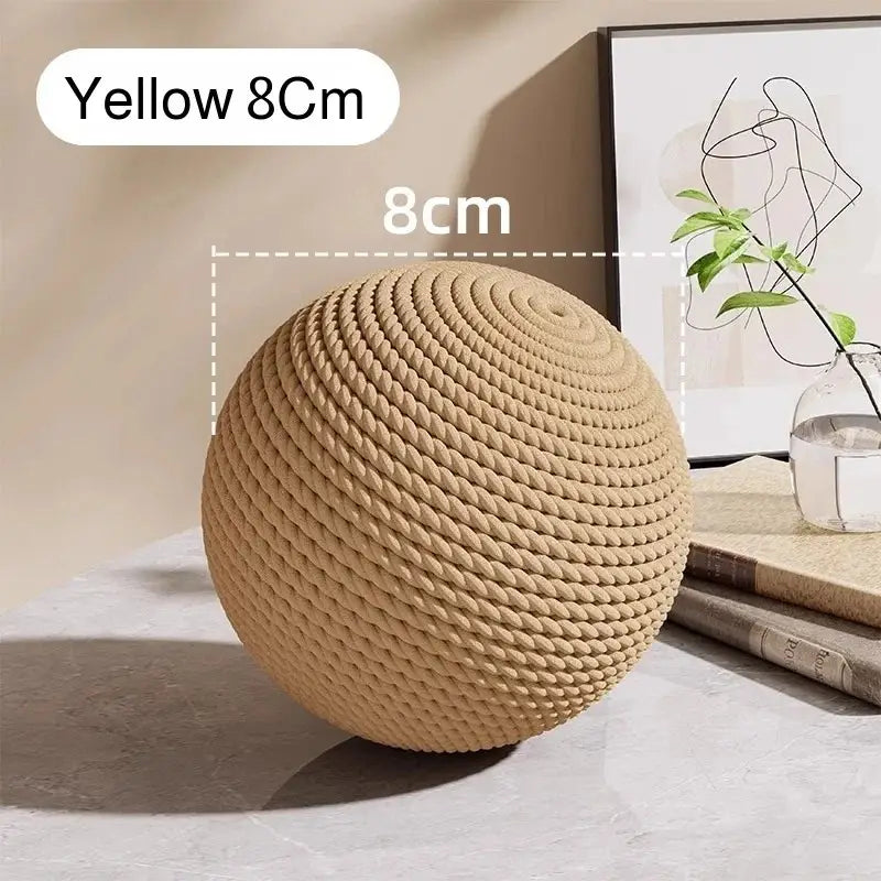 Cat Sisal Scratching Ball to Help Protect Furniture