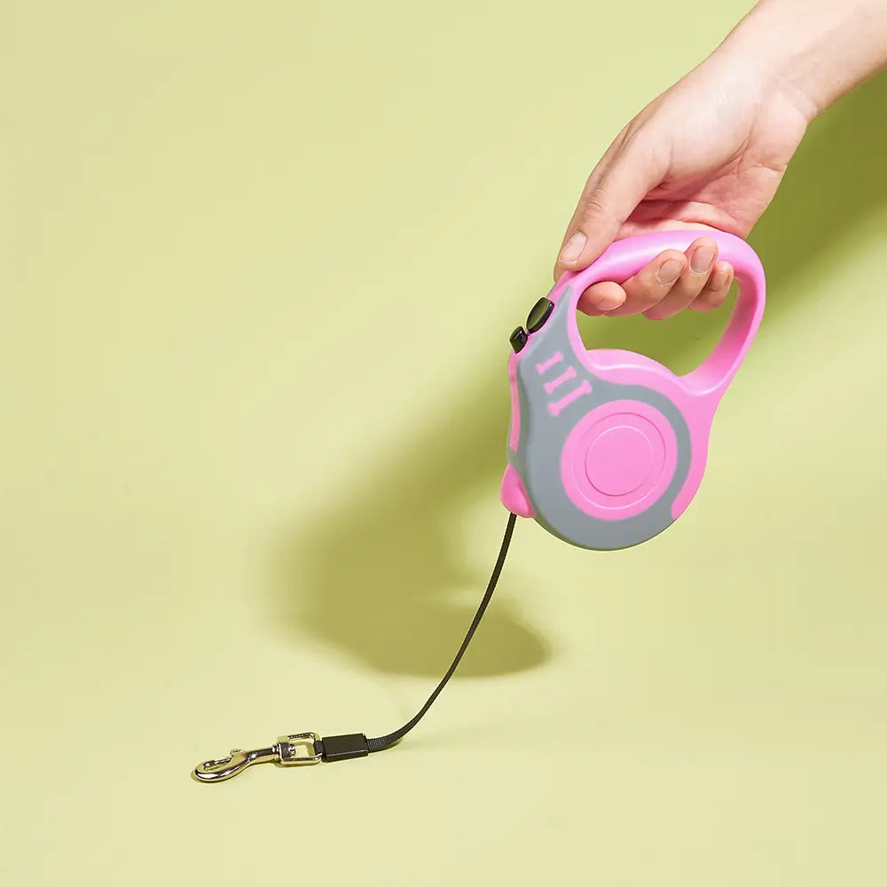 Retractable Dog Leash with Instant Safety Lock Control