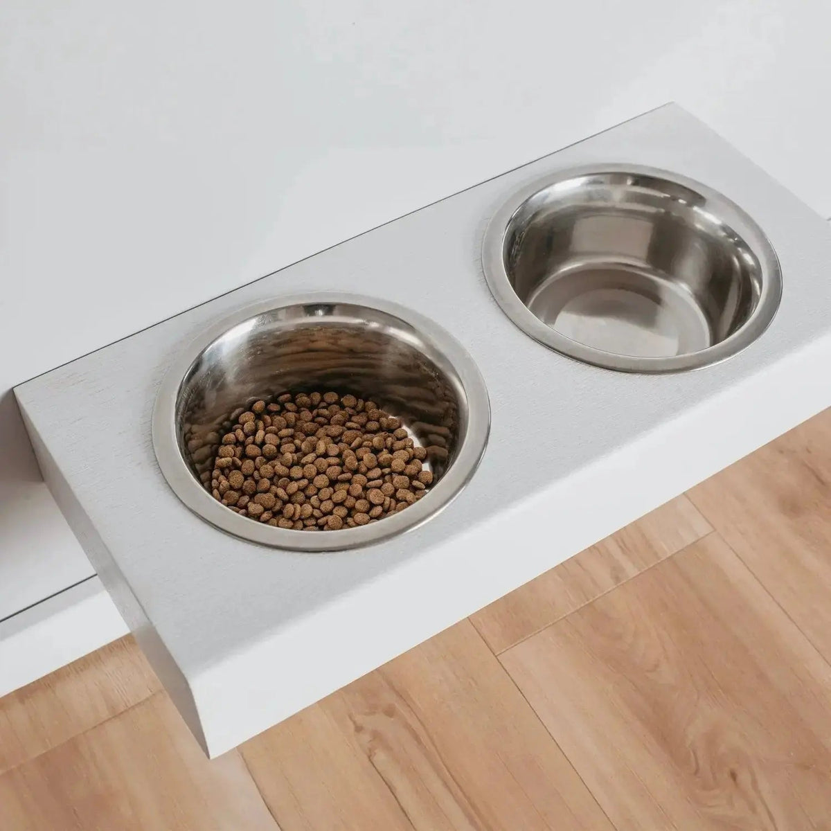 Wall Mounted Dog Feeder Hanging Wooden Pet Feeding Station - Large (56 x 24 x 9.5 cm) / White - Pet Feeding Stand